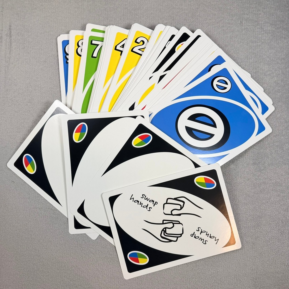 Cardinal Giant UNO Card Game Red Oversized 7x10in Cards Family Party Game 36078 - Picture 3 of 9